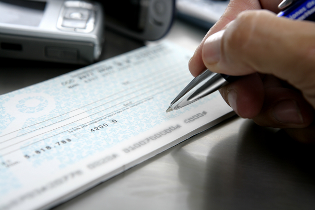 como-preencher-um-cheque